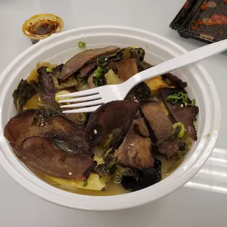 Beef Tongue Noodle Soup (spicy)