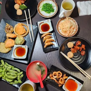 Table layout of food