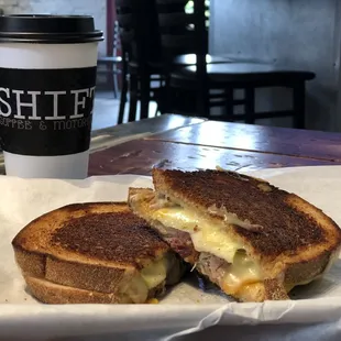 The Smokin Pig Sandwich