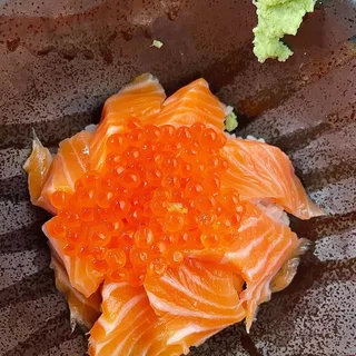 Salmon and Ikura Bowl