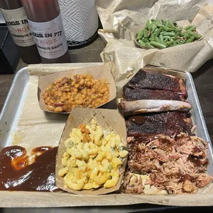 Ribs and Pulled Pork Platter