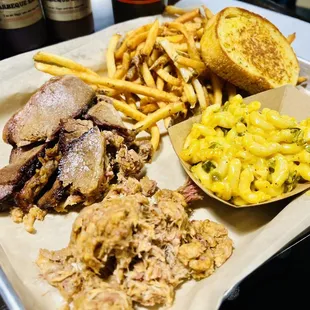 Brisket and pulled pork with fries/Mac &amp; cheese