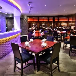 sushi and sashimi, interior