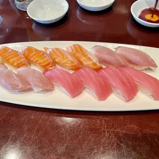 Tuna Nigiri