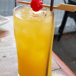 Mango Manga cocktail