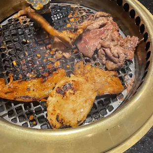 a close up of the grill