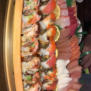 SUSHI!