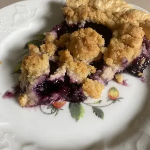 Blueberry crumble (plate is mine)