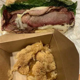 Smoked brisket sandwich &amp; peach pie