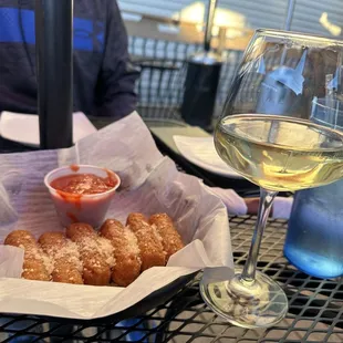 Mozzarella sticks