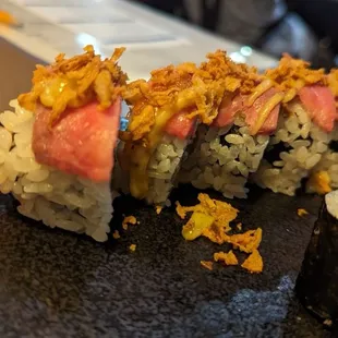 Surf N&apos; Turf Roll