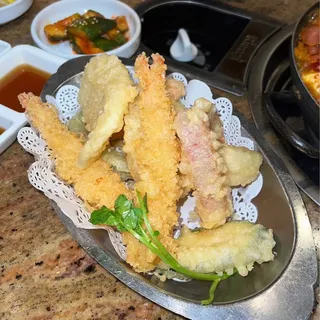 17. Shrimp & Vegetable Tempura