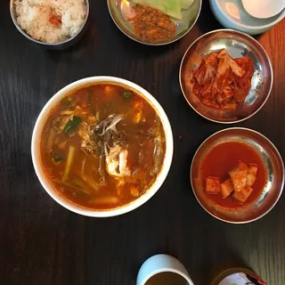 #9) Spicy Shredded Beef Soup()