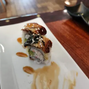 food, sushi and sashimi, sushi, sashimi