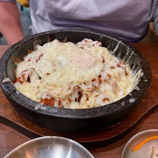 4. Hot Stone Pork Bulgogi Dupbab Bowl