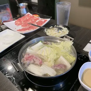 Kurobuta shabu-shabu (L) and udon (extra)