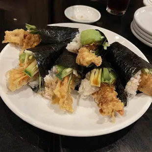 Softshell crab hand roll