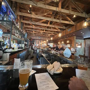 Cute bar area.