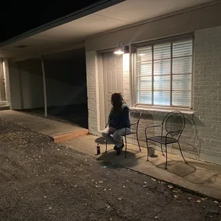 Outside the room (another entry in the STUBBORN series, inspired by the soda brand of the same name at Friday's)