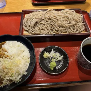 Soba with curry bowl
