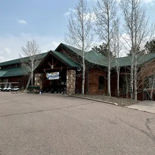 Shining Mountain Golf Course