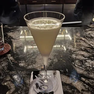 Honeypenny (Vesper martini variation)