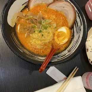 Pork Creamy TomYum Ramen