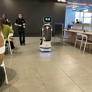 Here comes the robot!