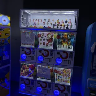 Collectibles vending machine