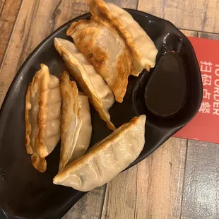 21. Gyoza (6)