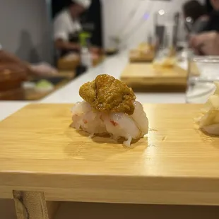 ebi with uni