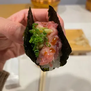 I asked for something other than eel and they replaced the eel with a tuna hand roll :)