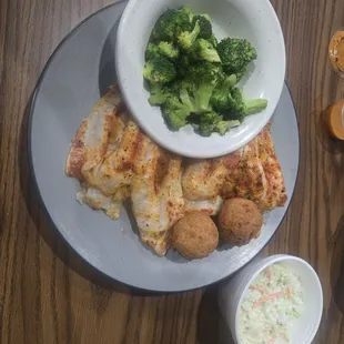 fish, grilled seafood, seafood, food, grilled fish