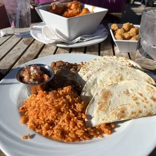 a plate of mexican food