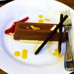 Chocolate Mousse Gateaux