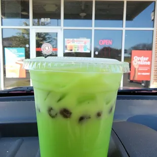 Honeydew bubble tea
