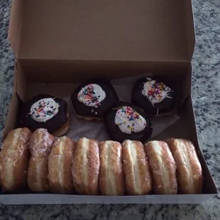 This is how donuts should be packed all the time!