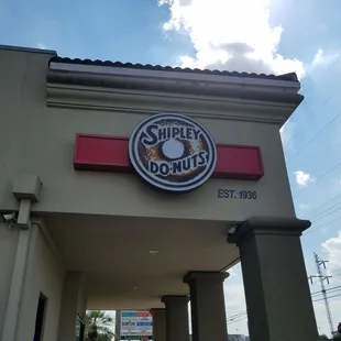 the entrance to a restaurant
