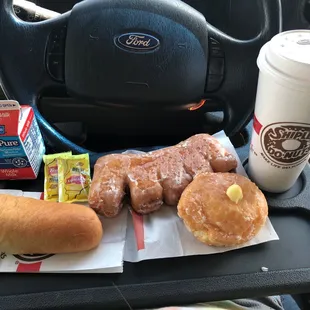 a tray of food and a drink
