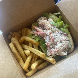 Lobster roll