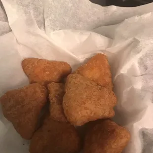 Mac n cheese bites were crispy and full of cheese... YUM!!!