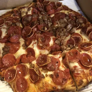 Pepperoni sausage pizza