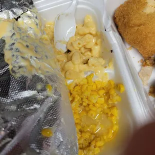 Mac n cheese n corn off the cob
