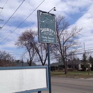 a sign for the restaurant