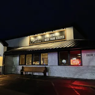 the outside of the restaurant