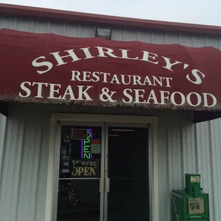 the entrance to the restaurant