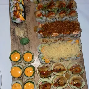 Las Vegas Roll, Shakey Shakey Boom Boom Roll, Wonder Woman Roll, just to name a few.