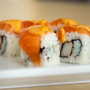 Mountain Salmon Roll