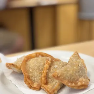 Crispy Gau Gee