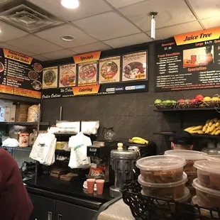 customers in the restaurant